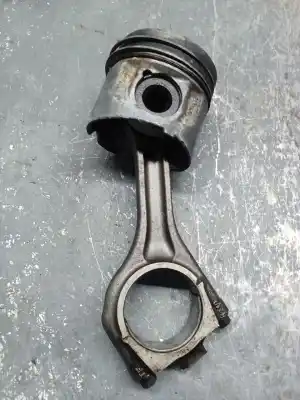 Second-hand car spare part piston for jaguar e-pace (x540) 2.0 d180 awd oem iam references   
