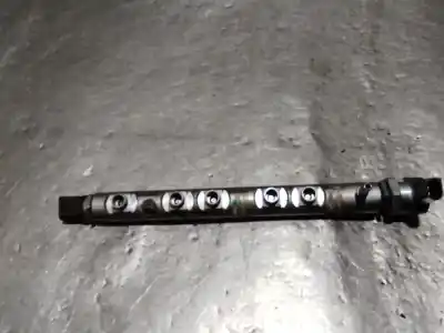 Piesă de schimb auto la mâna a doua rampa injector pentru bmw 1 (e81) 118 d referințe oem iam   