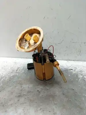 Second-hand car spare part fuel pump for bmw 1 (e87) 120 d oem iam references 6763886  a2c53025282
