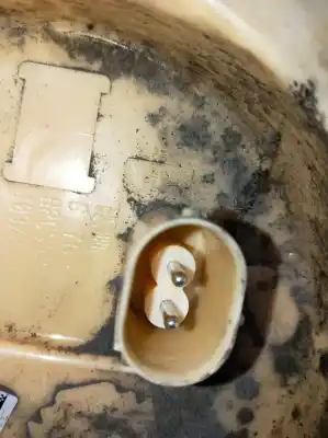 Second-hand car spare part fuel pump for bmw 1 (e87) 120 d oem iam references 6763886  a2c53025282