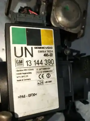 Second-hand car spare part ignition switch for opel meriva cosmo oem iam references 13144390  5wk47631