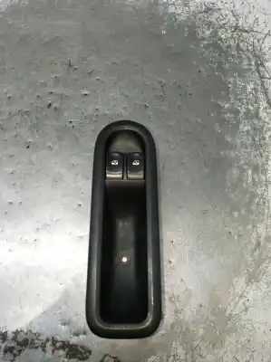 Second-hand car spare part  for RENAULT TWINGO  OEM IAM references 8200356513  805209H