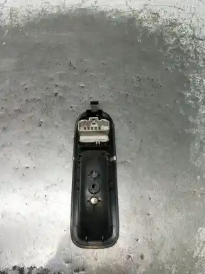 Second-hand car spare part left front power window switch for renault twingo authentique oem iam references 8200356513  805209h