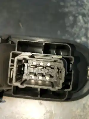 Peça sobressalente para automóvel em segunda mão botão / interruptor elevador vidro dianteiro direito por renault twingo authentique referências oem iam 8200356517b  805709h