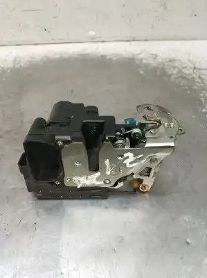 Tweedehands auto-onderdeel centrale vergrendelingsmotor links voor voor chevrolet aveo / kalos fastback (t200) 1.4 16v oem iam-referenties 