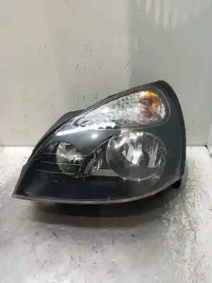 Peça sobressalente para automóvel em segunda mão Farol / Farolim Esquerdo por RENAULT CLIO II (BB_, CB_) 1.5 DCI (B/CB07) Referências OEM IAM 7701054058H  