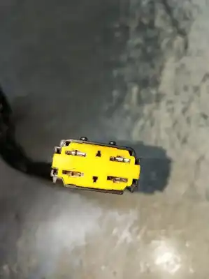 Second-hand car spare part ignition switch for renault clio ii (bb_, cb_) 1.5 dci (b/cb07) oem iam references   