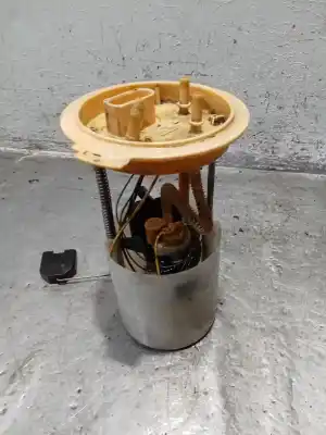 Peça sobressalente para automóvel em segunda mão BOMBA DE COMBUSTIVEL por VOLKSWAGEN PASSAT B6 (3C2) 2.0 TDI 16V Referências OEM IAM A2C53302851  