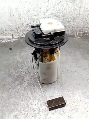 İkinci el araba yedek parçası BENZIN POMPASI için PEUGEOT 3008 MONOSPACE (0U_) 1.6 BLUEHDI 120 OEM IAM referansları 9811298280  