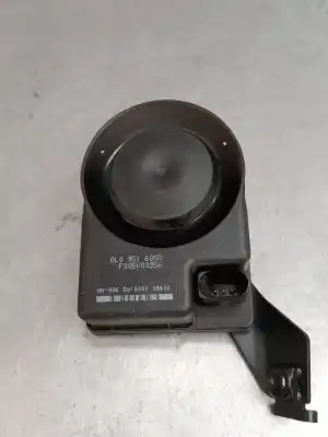 Pièce détachée automobile d'occasion module électronique pour audi a4 b7 avant (8ed) 2.0 tdi 16v références oem iam 8l0951605a