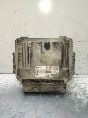 Pièce détachée automobile d'occasion calculateur moteur ecu pour opel astra h caravan enjoy références oem iam 0281012694