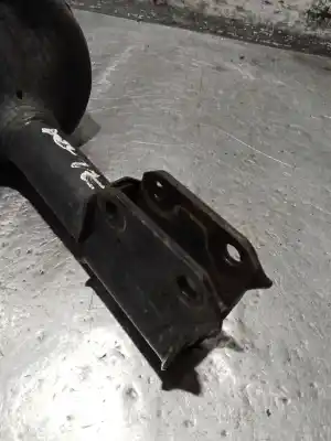 Second-hand car spare part front left shock absorber for renault twingo authentique oem iam references   