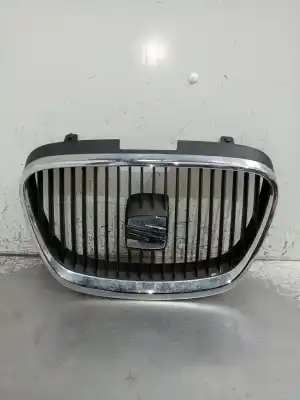 Pezzo di ricambio per auto di seconda mano Griglia Anteriore per SEAT LEON (1P1) 2.0 TFSI Riferimenti OEM IAM   