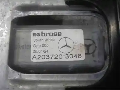 Pièce détachée automobile d'occasion léve glace avant droit pour mercedes-benz clase c (w203) familiar 2.2 cdi cat références oem iam   