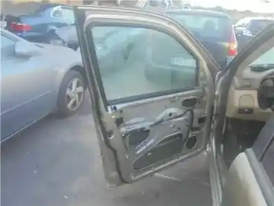 Автозапчасти б/у левая передняя дверь за mercedes-benz clase ml (bm 163) om628963 ссылки oem iam a1637201505  