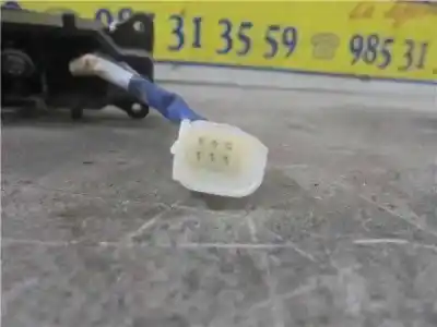 Автозапчасти б/у левая передняя наружная ручка за toyota prius (nhw20) hibrido basis [hibrido 57 kw ( 1.5 ltr. - 57 cat)] ссылки oem iam   