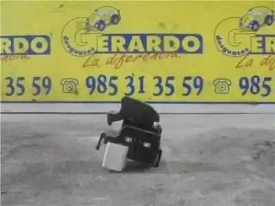 Peça sobressalente para automóvel em segunda mão botão / interruptor elevador vidro traseiro esquerdo por toyota prius (nhw20) hibrido basis [hibrido 57 kw ( 1.5 ltr. - 57 cat)] referências oem iam 