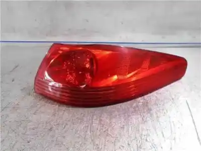 Автозапчастина б/у правий ліхтар для peugeot 607 (s2) 2.7 hdi fap cat (uhz / dt17ted4) посилання на oem iam   