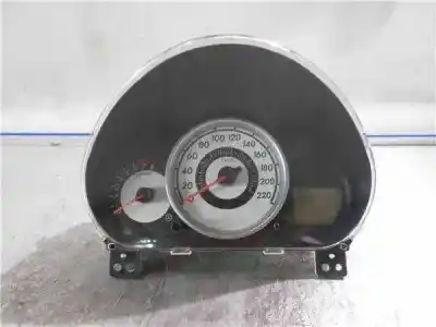 Peça sobressalente para automóvel em segunda mão quadrante por mazda 2 berlina (de) 1.3 referências oem iam   