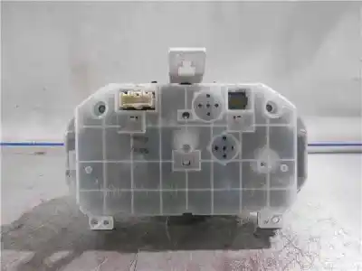 Peça sobressalente para automóvel em segunda mão quadrante por mazda 2 berlina (de) 1.3 referências oem iam   