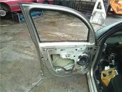 Second-hand car spare part left front door for citroen c3 picasso 1.6 16v oem iam references 9002as  