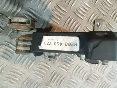 Pièce détachée automobile d'occasion boîtes à fusibles pour renault kangoo 1.5 dci diesel références oem iam 8200463739  