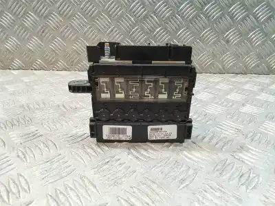 Pièce détachée automobile d'occasion boîtes à fusibles pour renault scenic iii 1.6 dci diesel fap références oem iam 241143738r 403887831r 
