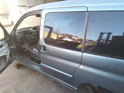 Piesă de schimb auto la mâna a doua usa lateralã cusantã stânga pentru citroen berlingo 2.0 hdi 600 furg. referințe oem iam   