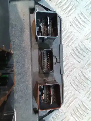 Gebrauchtes Autoersatzteil relais sicherungskasten multifunktionsrelais zum chrysler grand voyager 2.8 crd cat oem-iam-referenzen 04692299af 64469y 