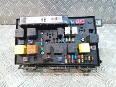 Gebrauchtes Autoersatzteil relais sicherungskasten multifunktionsrelais zum opel astra h berlina 1.7 16v cdti oem-iam-referenzen 13206754  