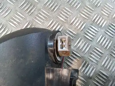 Pezzo di ricambio per auto di seconda mano fendinebbia posteriore destro per dacia duster 1.5 dci d fap riferimenti oem iam 265855178r 62143001 