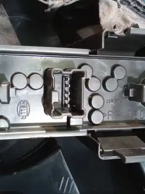 İkinci el araba yedek parçası sol kuyruk lambasi için nissan almera (n16/e) 1.5 16v cat oem iam referansları   