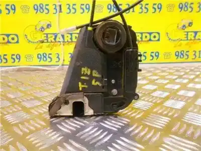 Автозапчасти б/у замок задней левой двери за toyota prius (nhw20) 1nz-fxe ссылки oem iam 