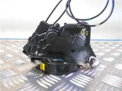 Автозапчасти б/у замок левой передней двери за toyota prius (nhw20) 1nz-fxe ссылки oem iam   