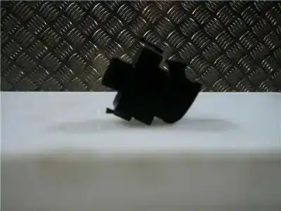 Second-hand car spare part right front power window switch for toyota corolla (e12) 1cdftv oem iam references   