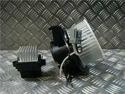 Pezzo di ricambio per auto di seconda mano motore di riscaldamento per opel astra j berlina 5p a17dts riferimenti oem iam   