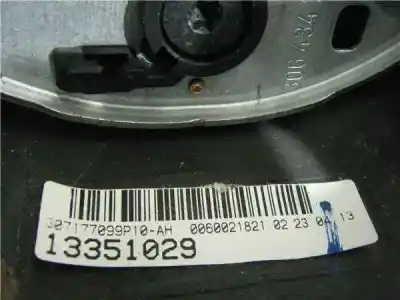 Pezzo di ricambio per auto di seconda mano volante per opel astra j berlina 5p a17dts riferimenti oem iam 13351029  