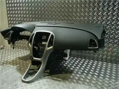 Pièce détachée automobile d'occasion tableau de bord pour opel astra j berlina 5p a17dts références oem iam   