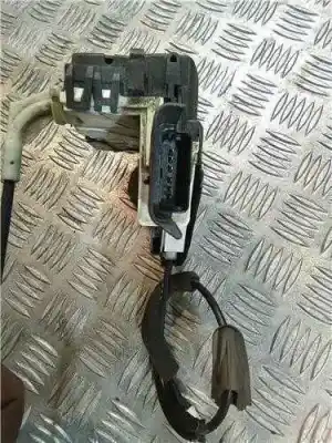 Peça sobressalente para automóvel em segunda mão fechadura da porta traseira esquerda por citroen c3 1.4 hdi cool referências oem iam 732314  