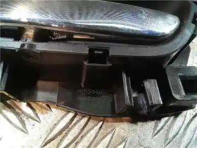Автозапчастина б/у ліва передня внутрішня ручка для citroen c3 1.4 hdi cool посилання на oem iam 9683446877  