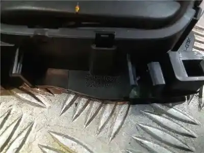 Second-hand car spare part interior left front handle for citroen c3 1.4 hdi cool oem iam references 9680000000  