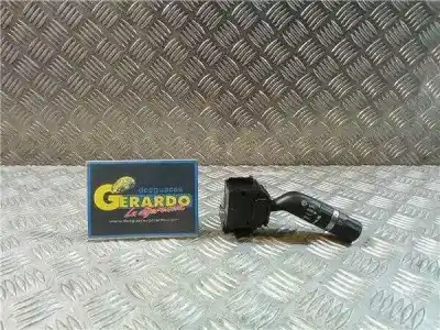 Peça sobressalente para automóvel em segunda mão comutador de limpa vidros por mazda 5 1.6 cd d referências oem iam 17d682