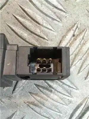 Second-hand car spare part steering wheel switch for dacia dokker 1.5 blue dci diesel fap cat oem iam references 8200950420  