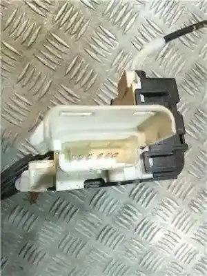 Tweedehands auto-onderdeel linker voordeur slot voor citroen c4 berlina 1.6 16v hdi fap oem iam-referenties   