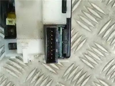 Pièce détachée automobile d'occasion Commutateur D'éclairage pour NISSAN NOTE (E11E) 1.6 16V CAT Références OEM IAM   
