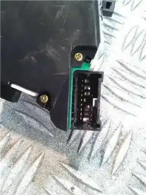 Peça sobressalente para automóvel em segunda mão comutador de limpa vidros por nissan note (e11e) 1.6 16v cat referências oem iam   
