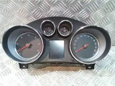 Pièce détachée automobile d'occasion Compteur De Vitesse Tableau De Bord pour OPEL INSIGNIA SPORTS TOURER 2.0 CDTI Références OEM IAM 20970768  