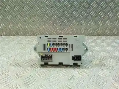 Автозапчасти б/у блок реле/предохранителей за jaguar xe 2.0 d ссылки oem iam cpla14q073aa