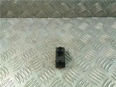 Second-hand car spare part hazard warning lights for ford focus c-max (cap) 1.6 tdci cat oem iam references 3m5t13a350ab  