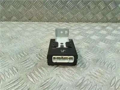 Second-hand car spare part  for TOYOTA COROLLA (E12)  OEM IAM references 8865002390  